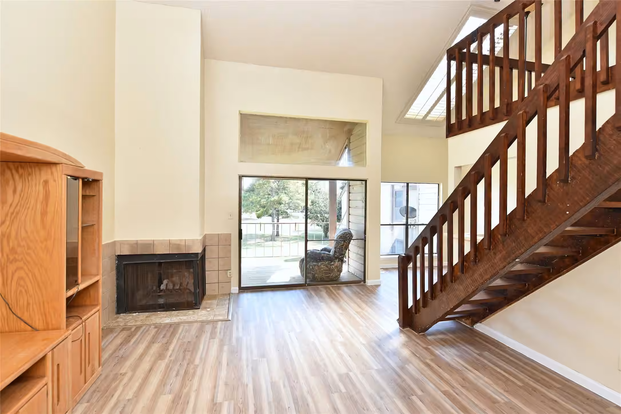 Photo 5 of 8515 Sands Point Drive, Houston, TX
