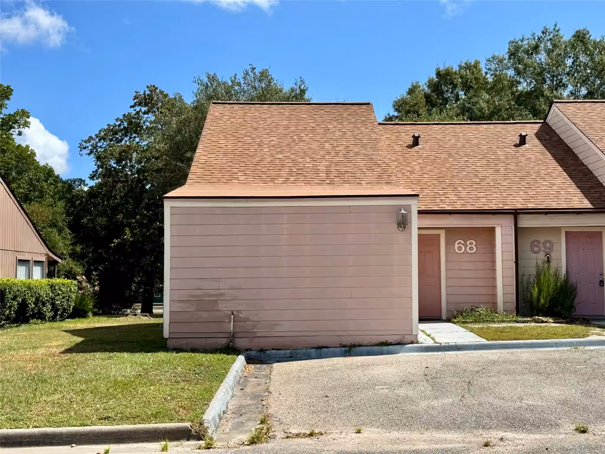 Photo 3 of 68 Westwood Village Drive TH68, Trinity, TX