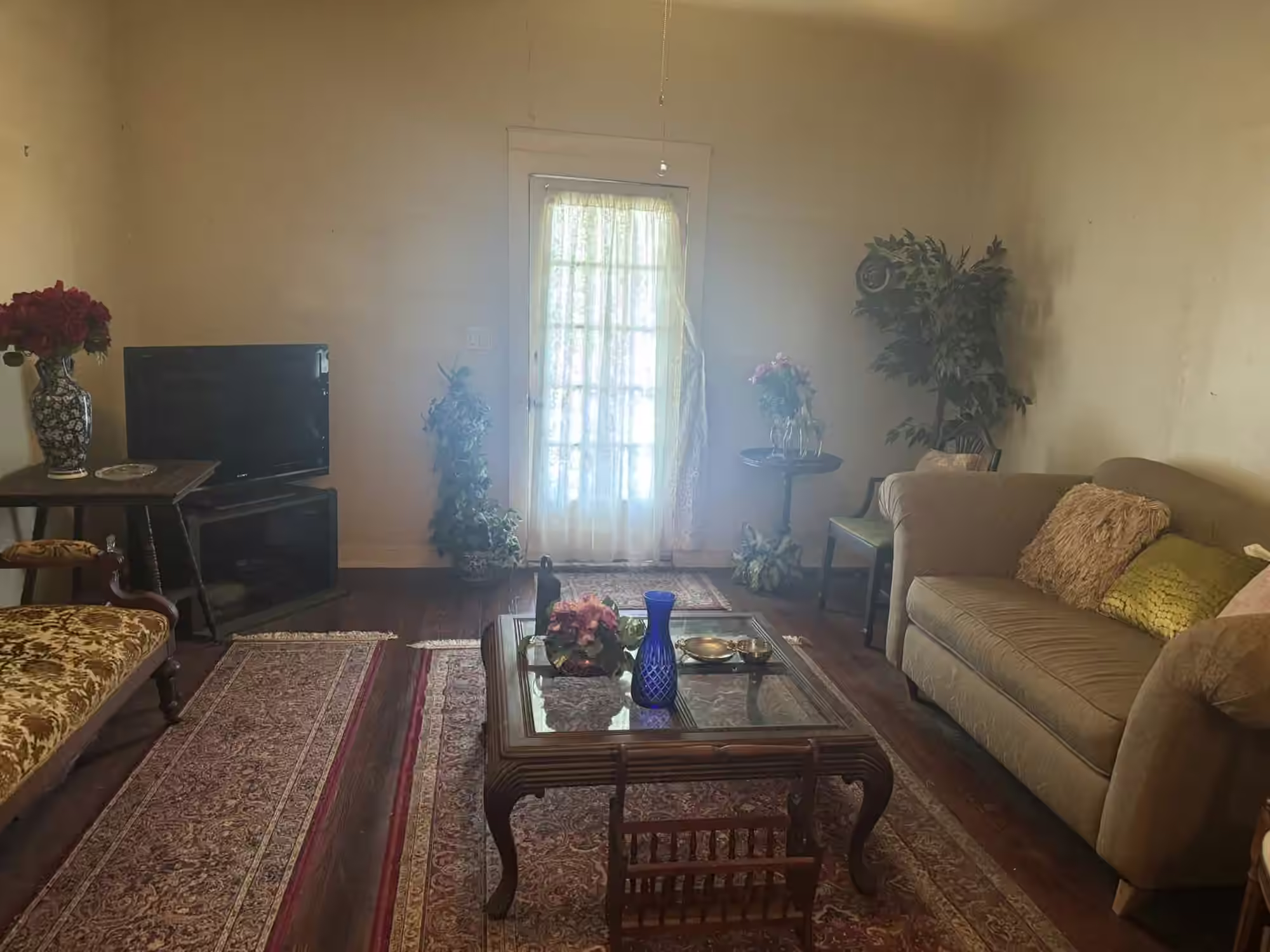 Photo 6 of 111 W Cleveland Street, Alvin, TX