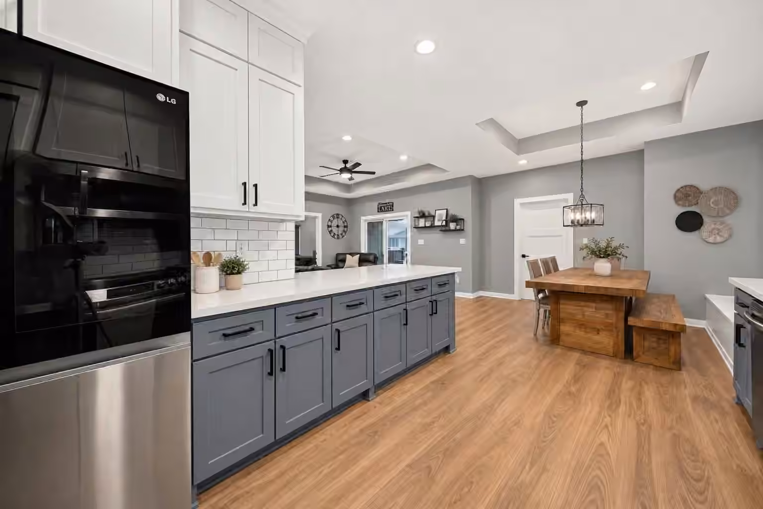 Photo 7 of 10737 S Lake Mist Lane, Willis, TX