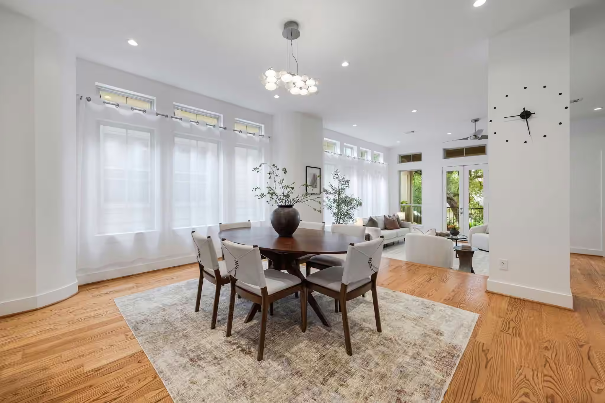 Photo 6 of 1518 W Clay Street, Houston, TX