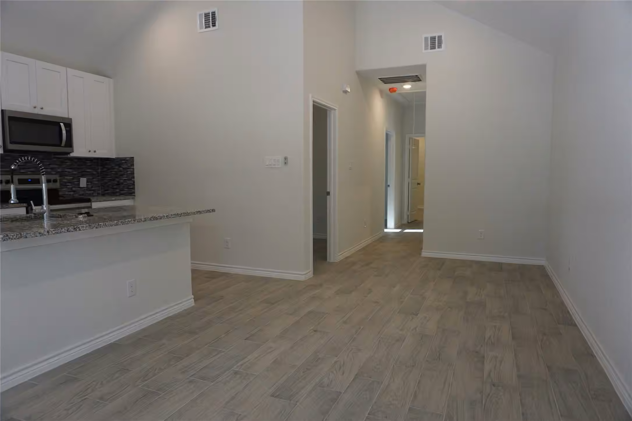 Photo 5 of 9856 ARBOR OAK, Willis, TX