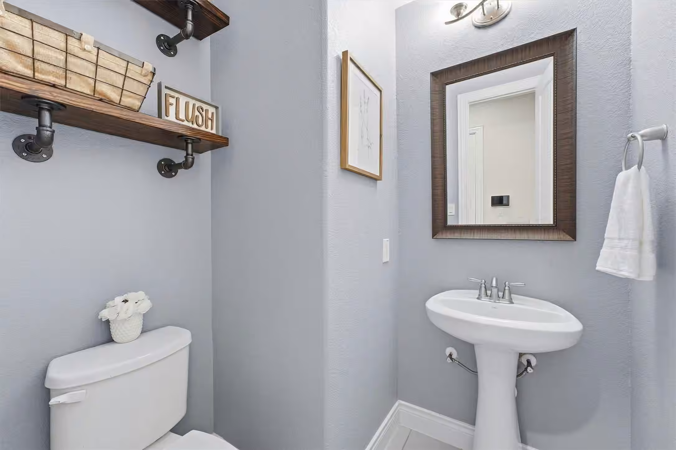 Photo 4 of 1328 Elkins Hollow Lane, League City, TX 77573