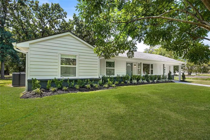 Photo of 703 Newton Drive, Richmond, TX 77469