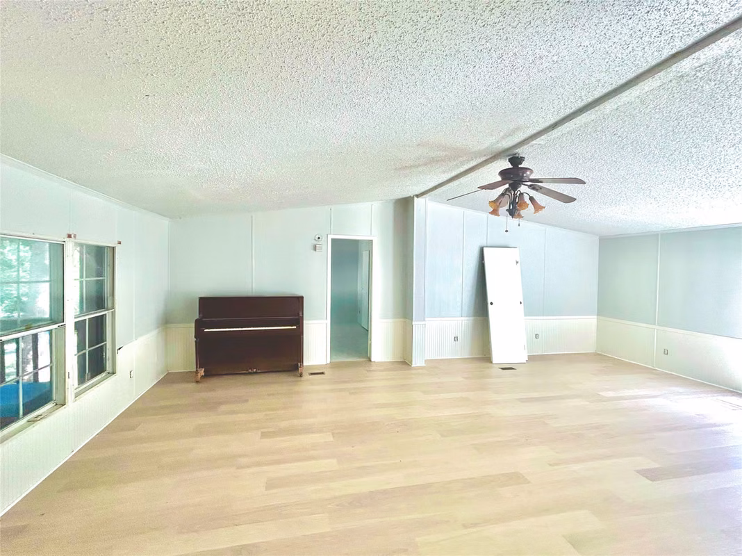 Photo 2 of 11692 W Old Oak Trail, Willis, TX