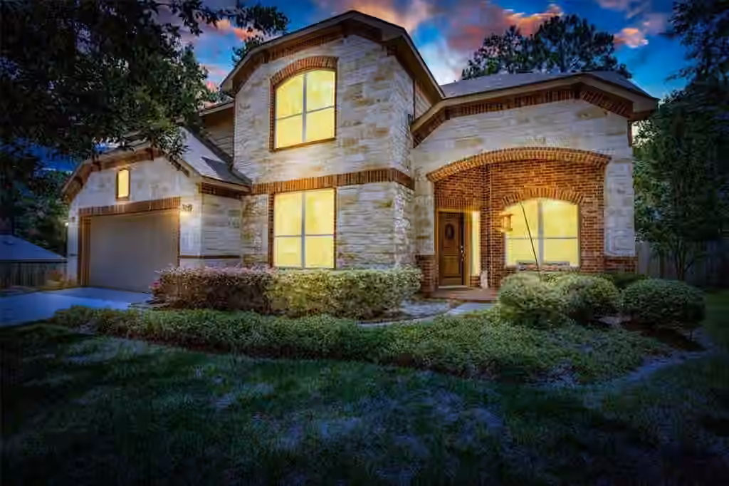 Photo 2 of 3 Logan Creek Lane, Conroe, TX