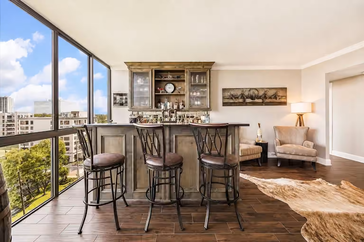 Photo 7 of 5001 Woodway 1005, Houston, TX
