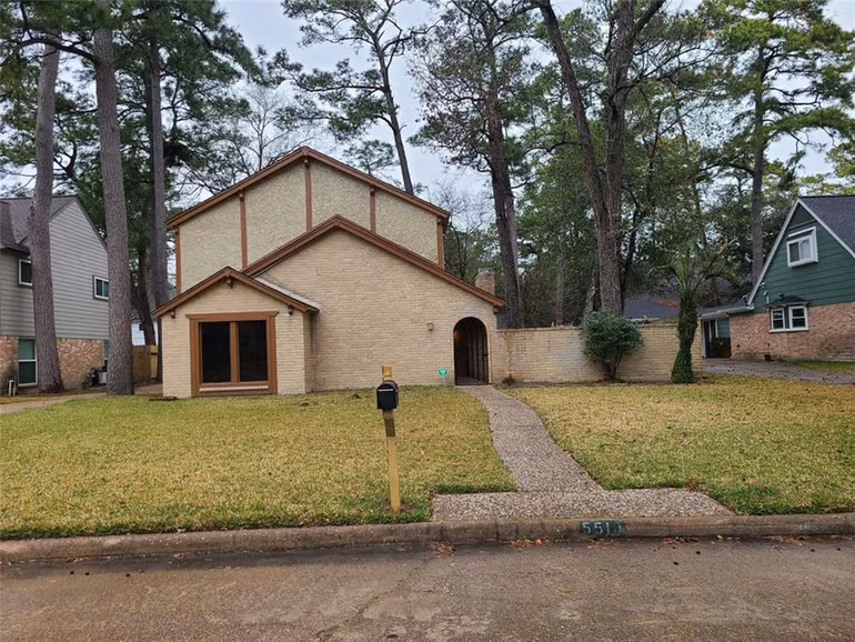 Photo 5 of 5510 Boyce Springs Drive, Houston, MX