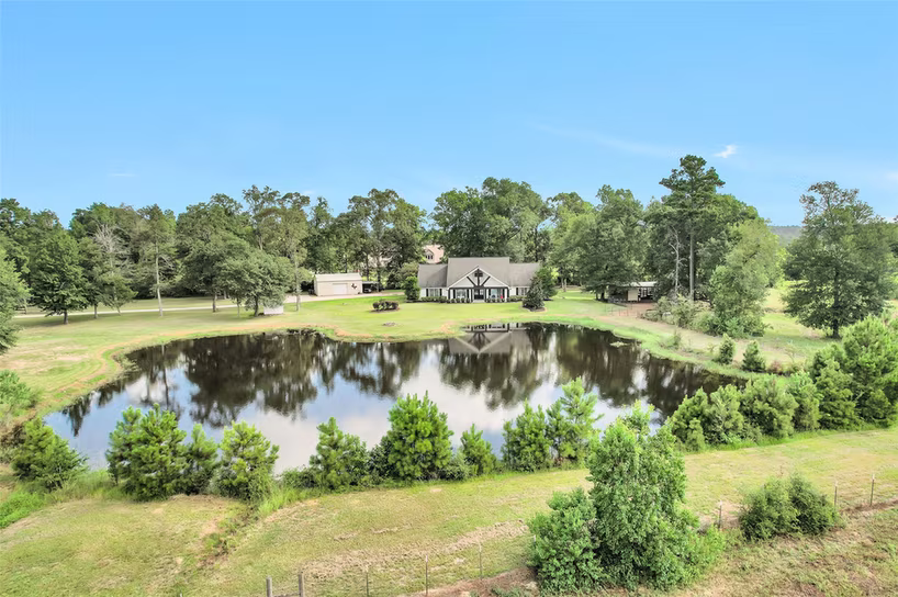 Photo of 10810 Farrell Road, Willis, TX 77378