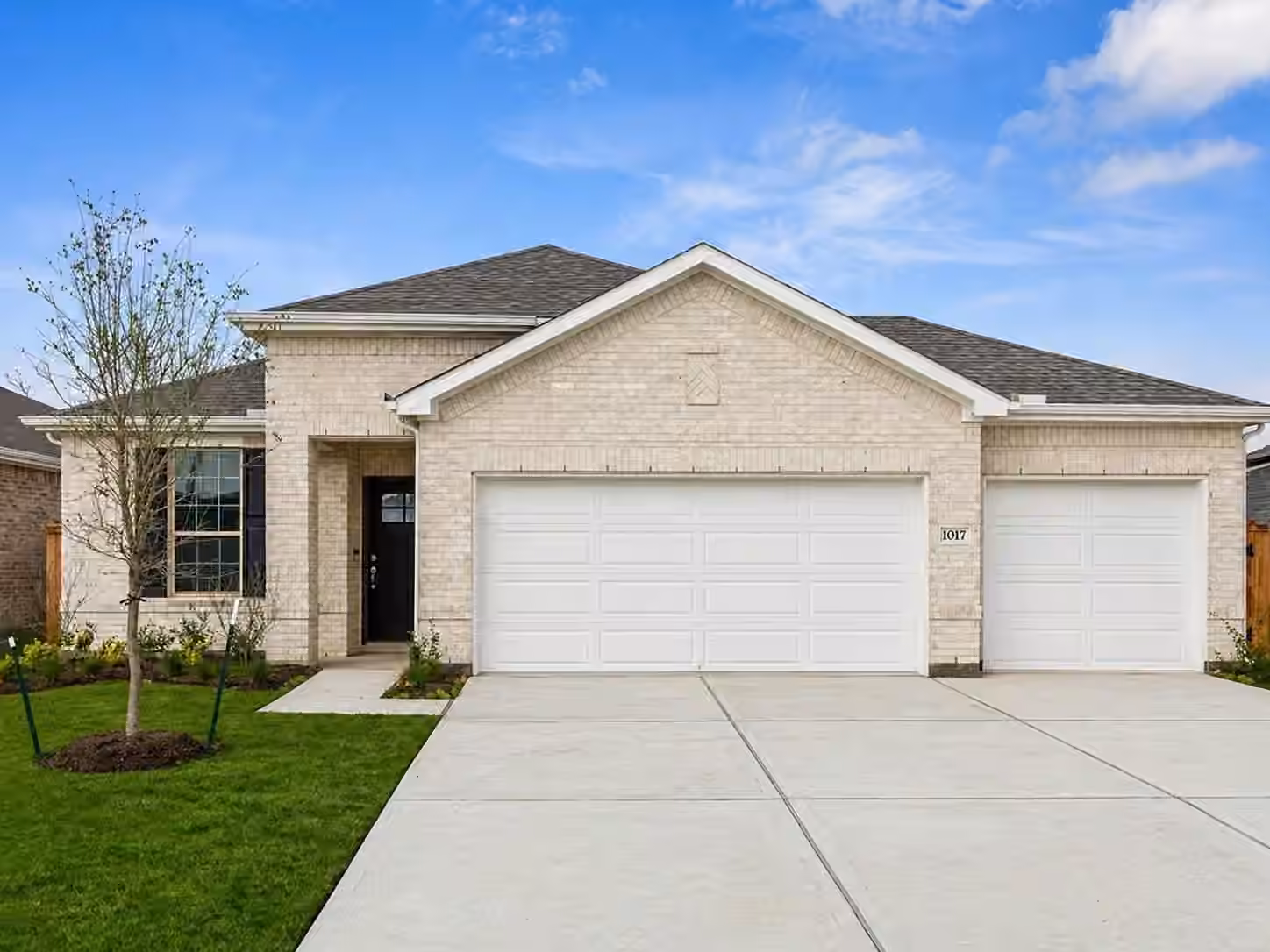 Photo of 1017 S Oakhurst Drive, Dayton, TX 77535