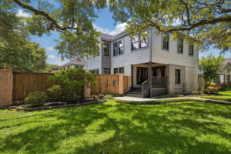 Photo of 4344 Clay Street, Houston, TX