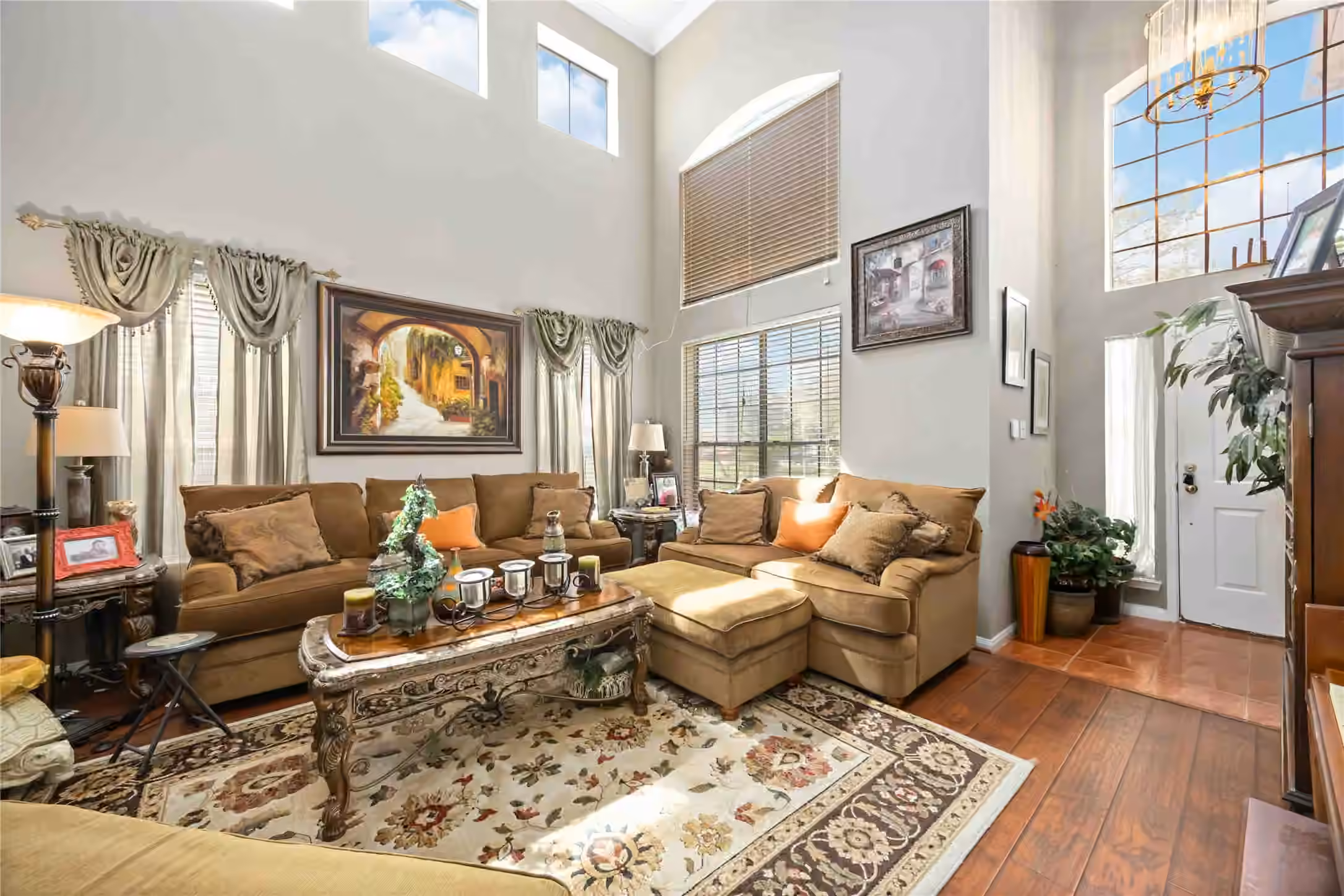 Photo of 602 Beverly Circle, Stafford, TX
