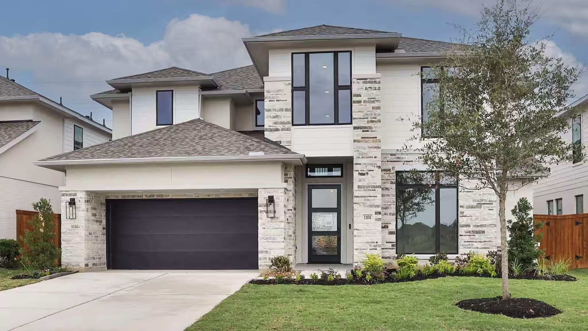 Photo 2 of 1101 River Rock Circle, Katy, TX