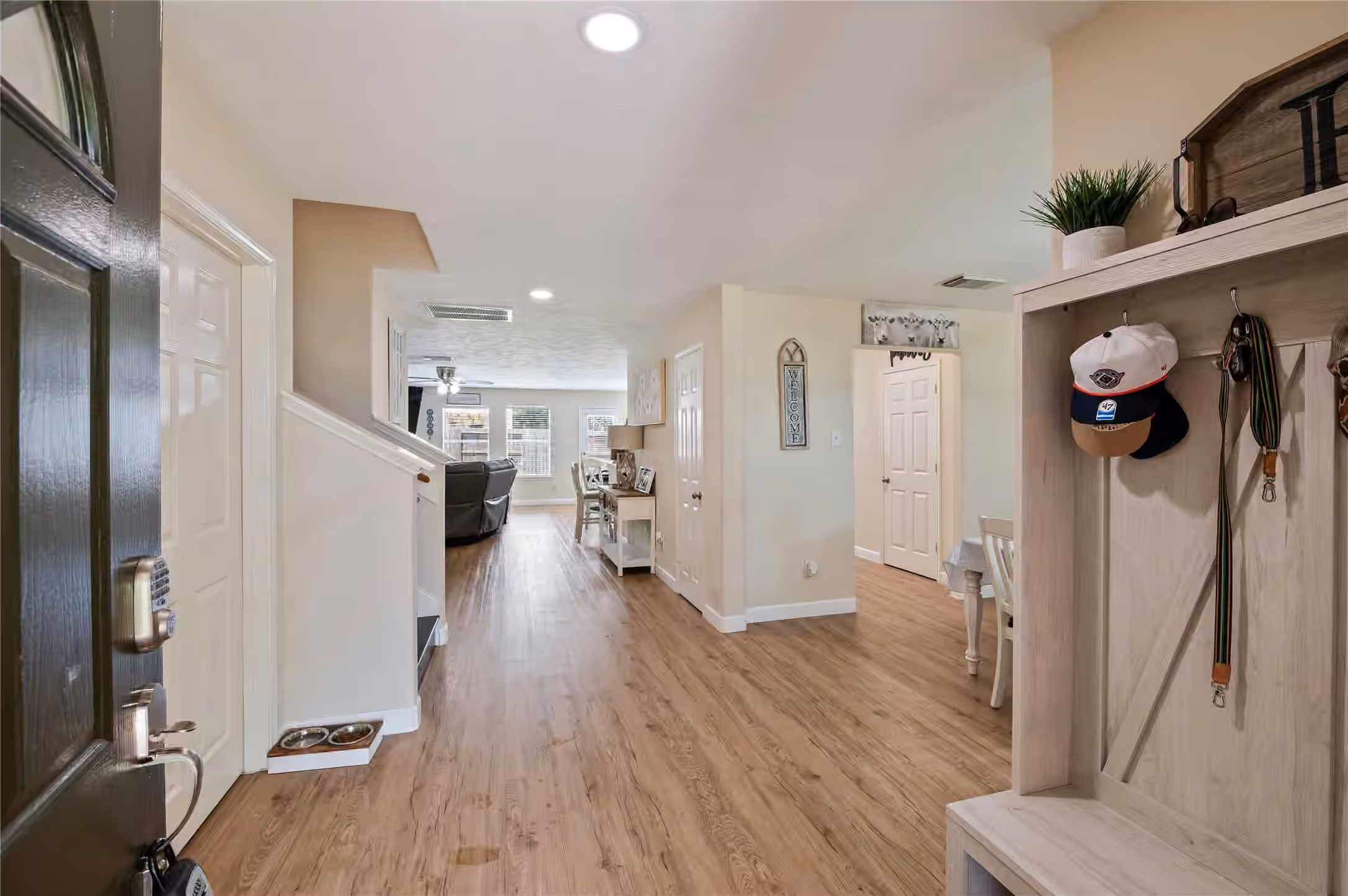 Photo 7 of 13601 Trail Meadow Lane, Rosharon, TX