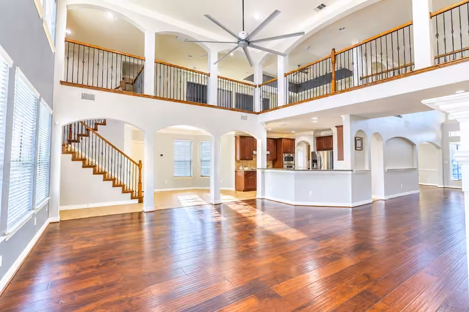 Photo 5 of 7810 Trinity Hills Lane, Humble, TX