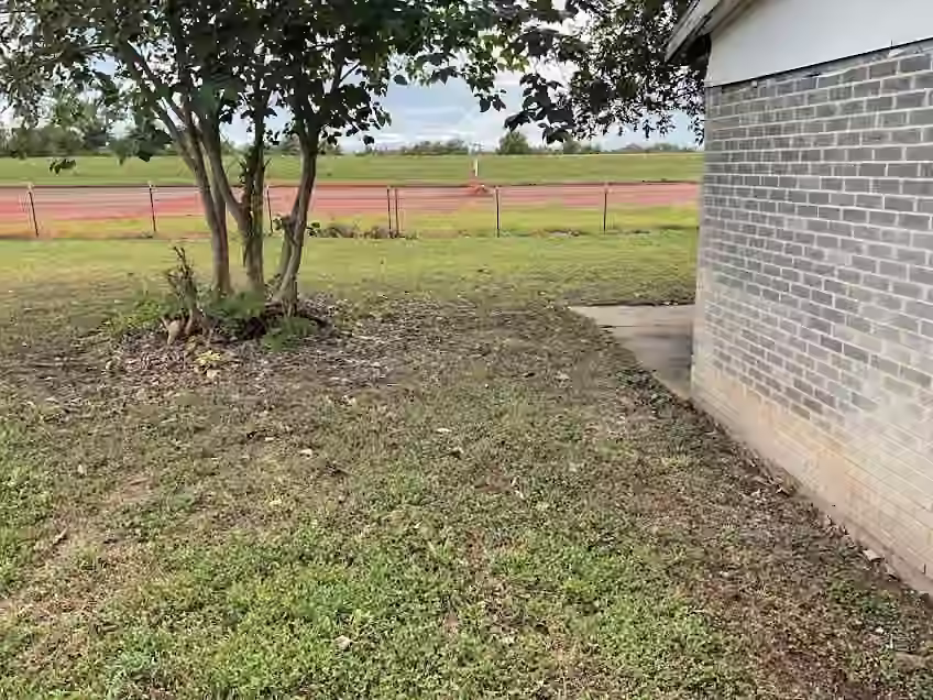 Photo 7 of 1517 Columbine Street, Wharton, TX