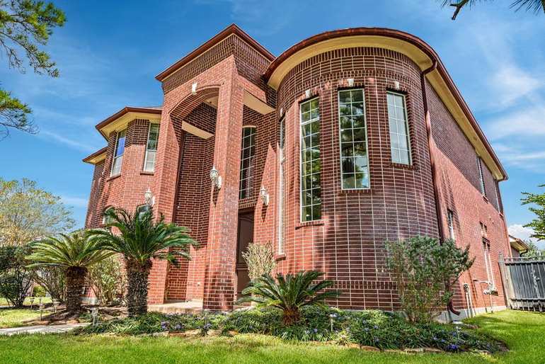 Photo 4 of 18314 Timber Strand Drive, Houston, TX