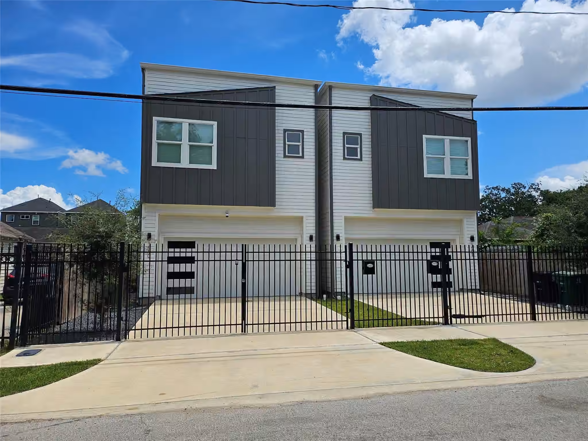 Photo 2 of 1510 Weiss Street, Houston, TX