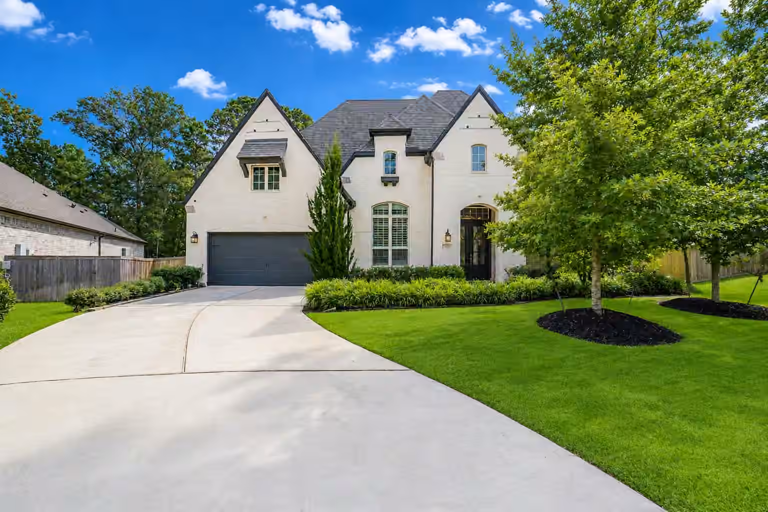 Photo of 107 Rosewood Forest Court, Willis, TX
