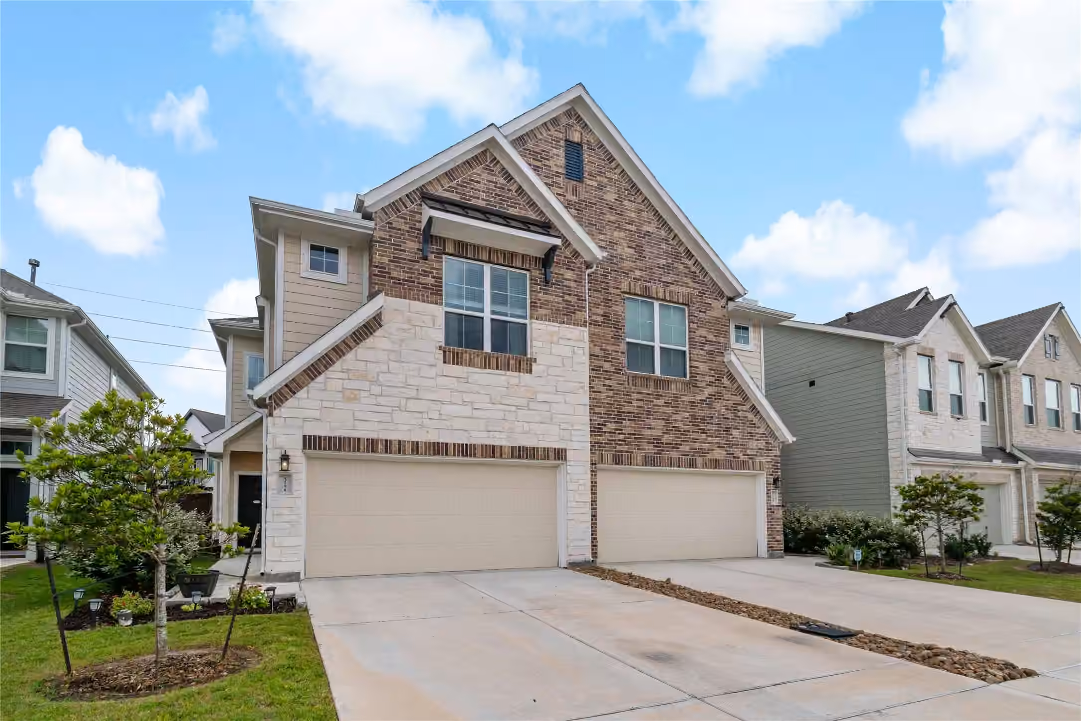 Photo of 5254 Capricorn Way, Rosharon, TX 77583