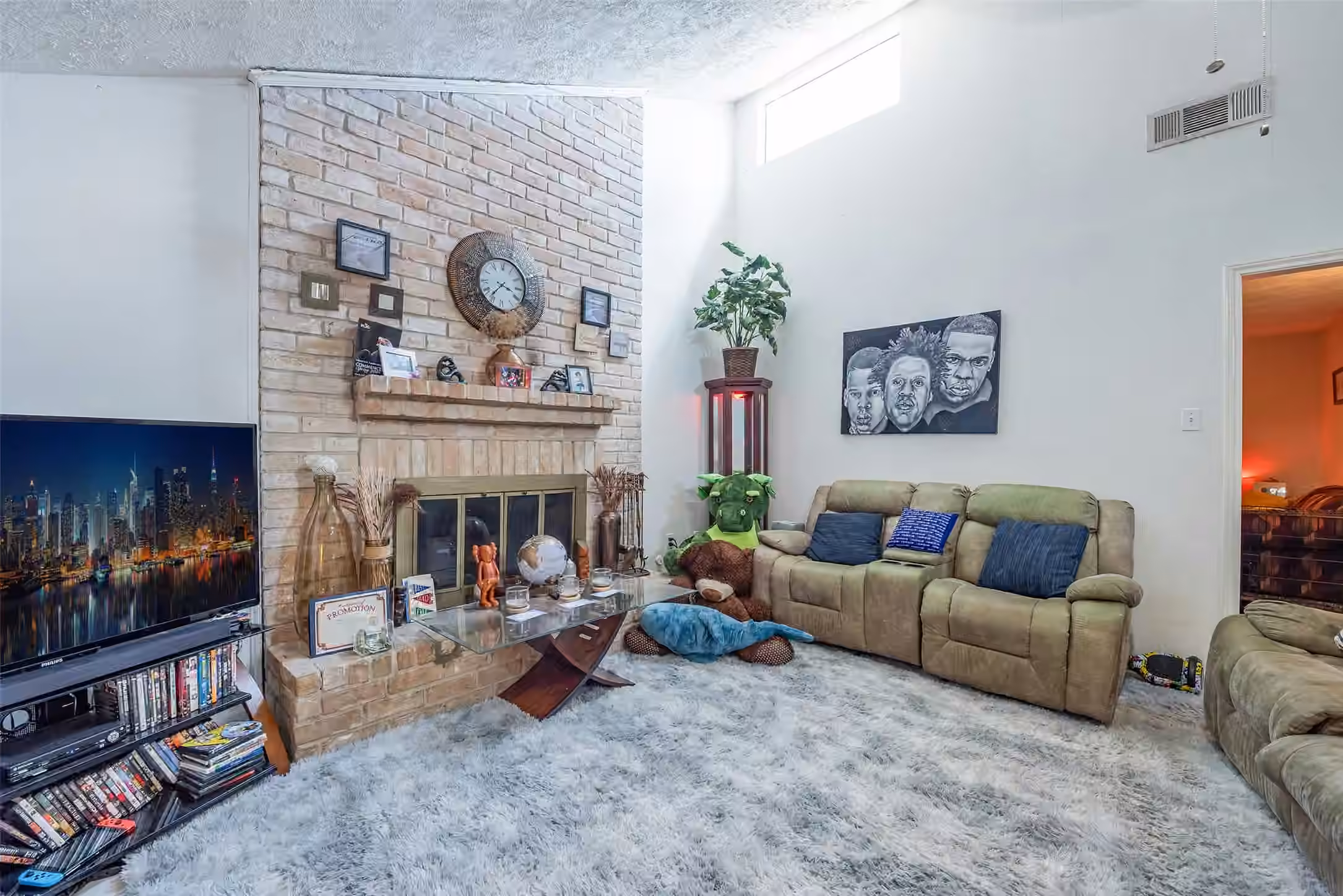 Photo 3 of 10827 Braes Forest Drive, Houston, TX