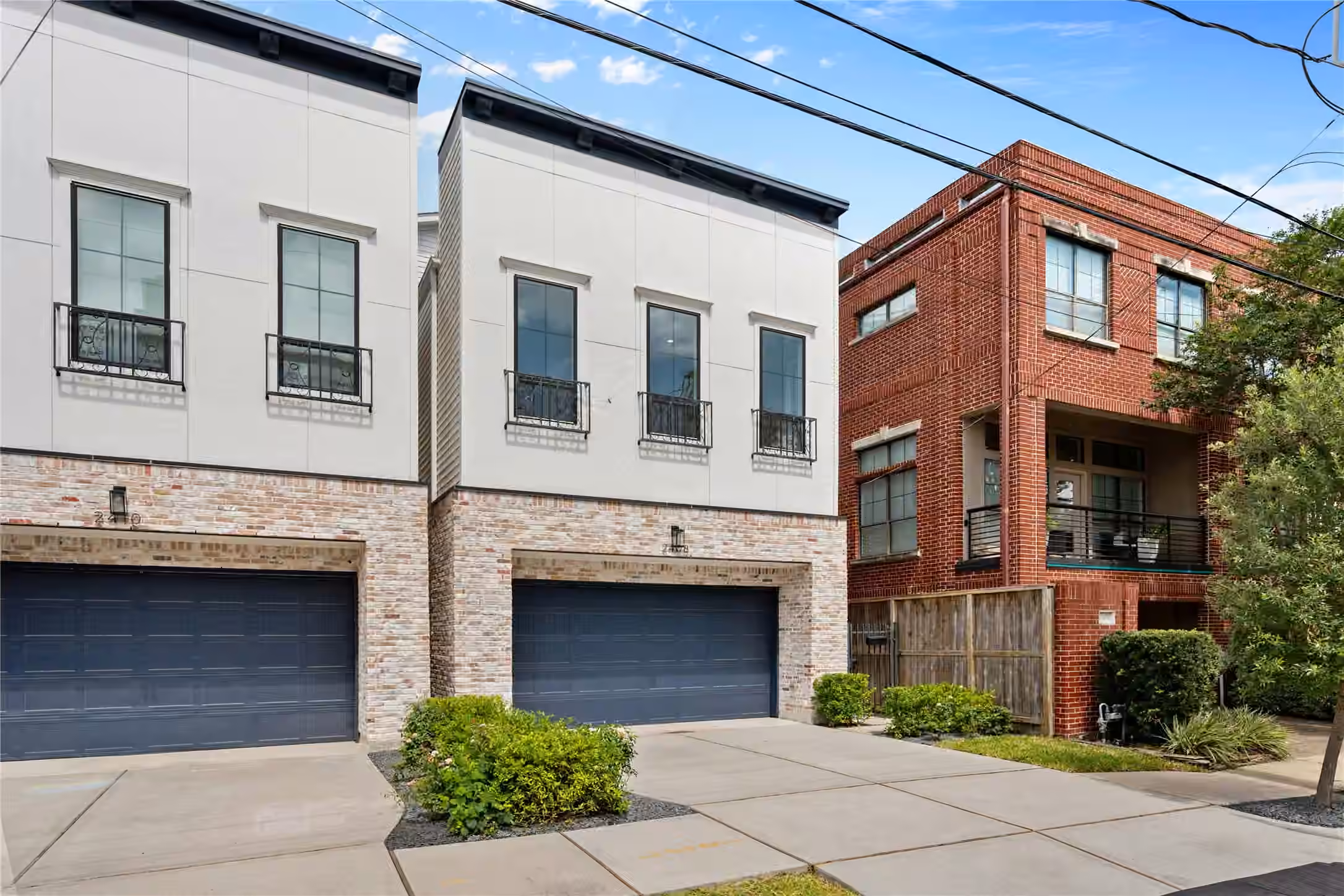 Photo 2 of 2408 Driscoll Street, Houston, TX
