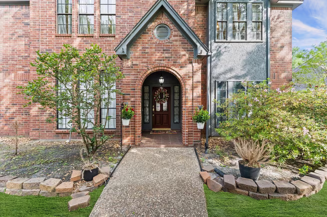 Photo 3 of 3122 Mission Grove Drive, Houston, TX