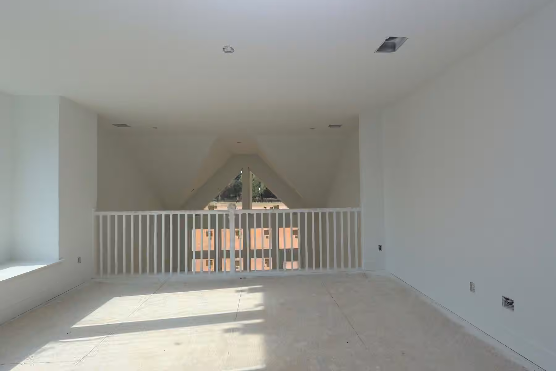 Photo 4 of 14932 Clover Meadow Lane, Montgomery, TX
