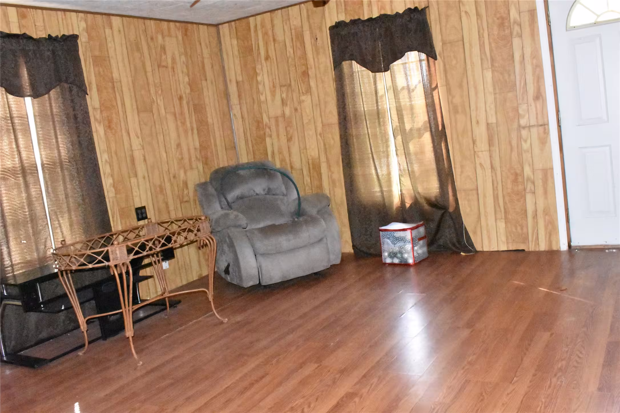 Photo 7 of 22 N Avenue D, Freeport, TX
