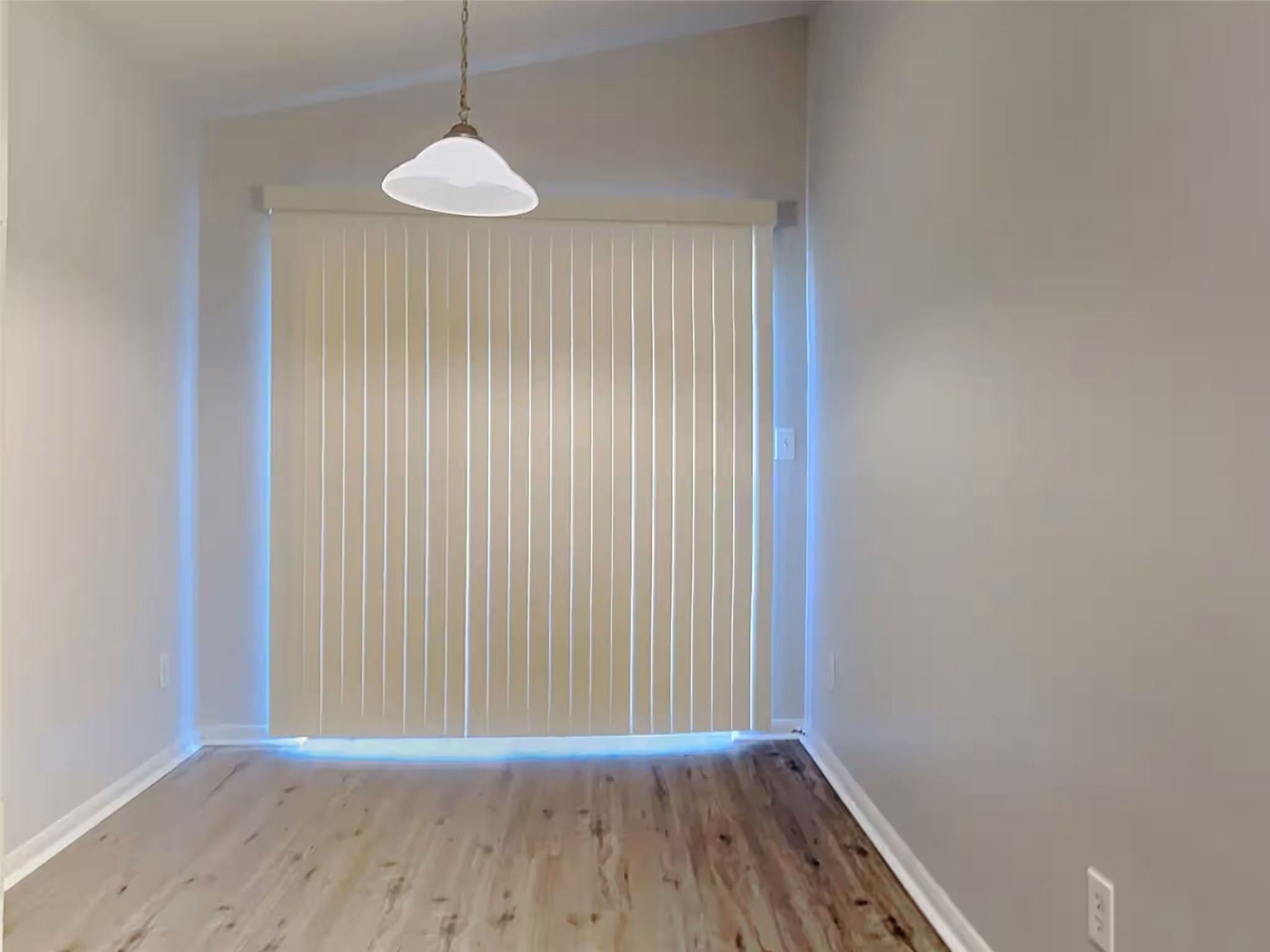 Photo 5 of 4631 Croker Ridge Road, Houston, TX