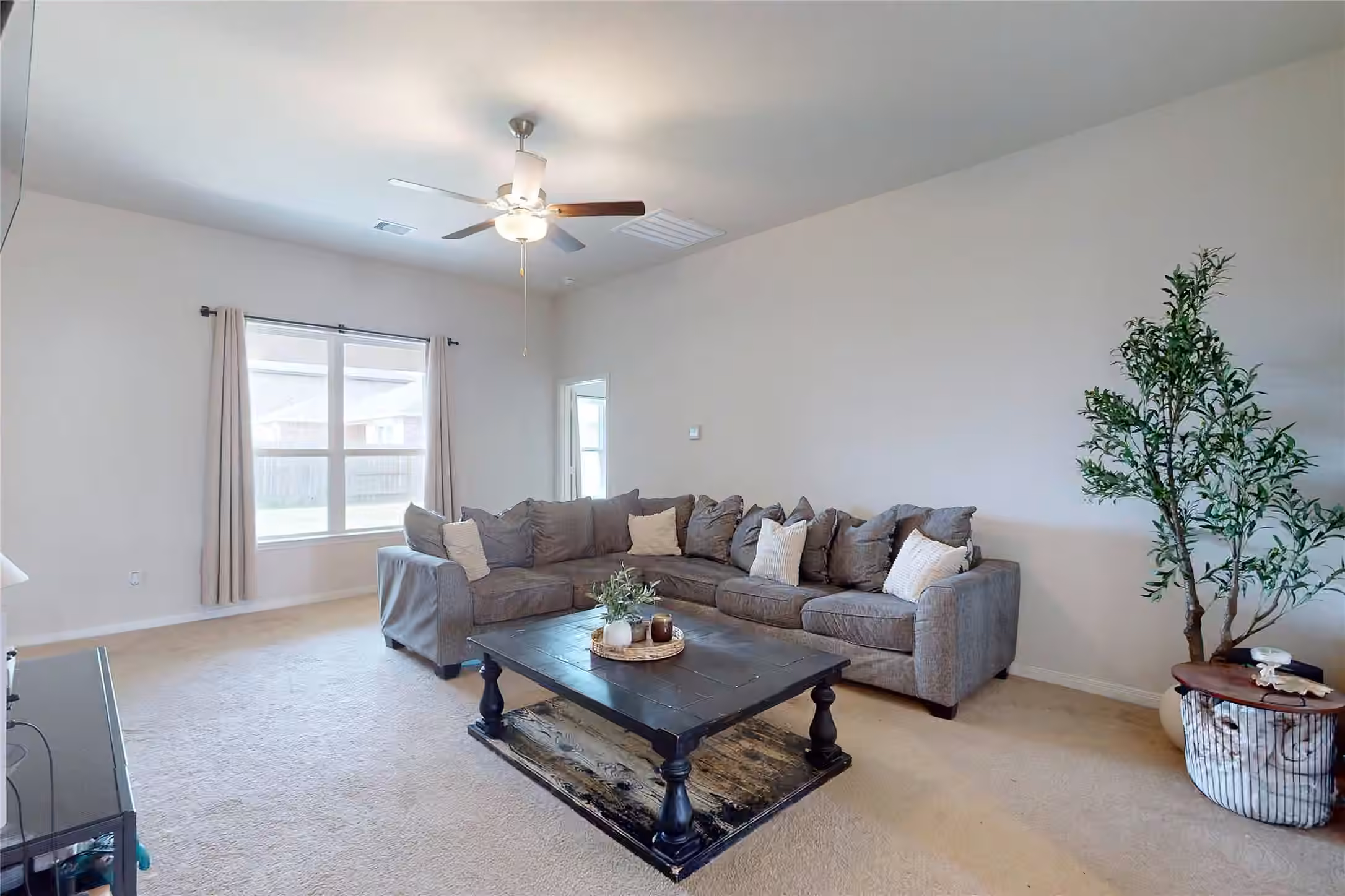 Photo 7 of 14111 Mainmast Drive, Santa Fe, TX