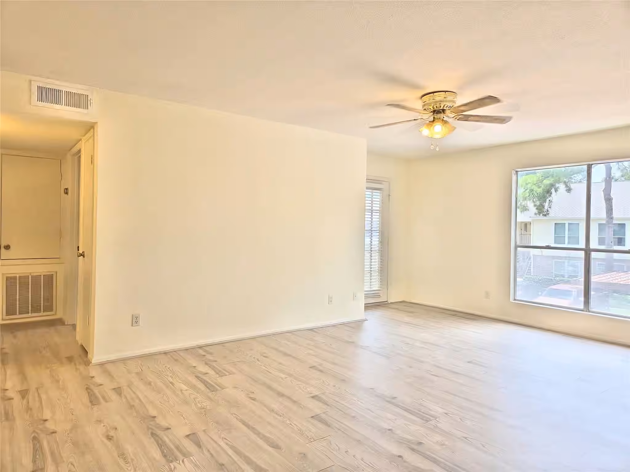 Photo 6 of 14515 Wunderlich Drive 1704, Houston, TX