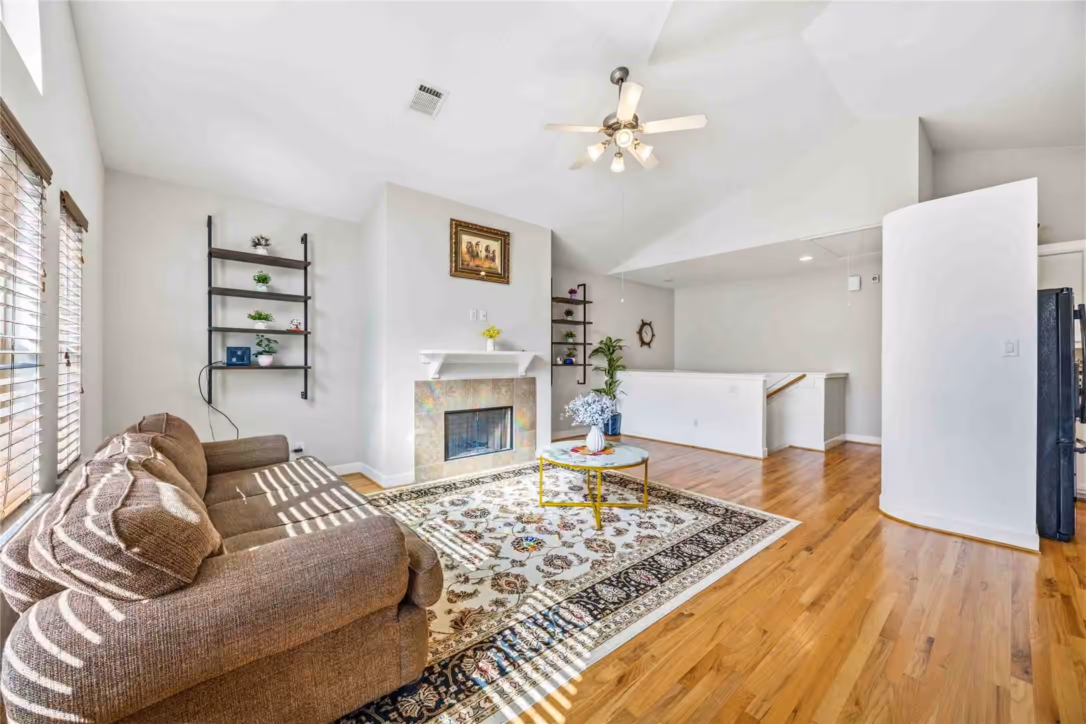 Photo 2 of 3635 Main Plaza Drive, Houston, TX