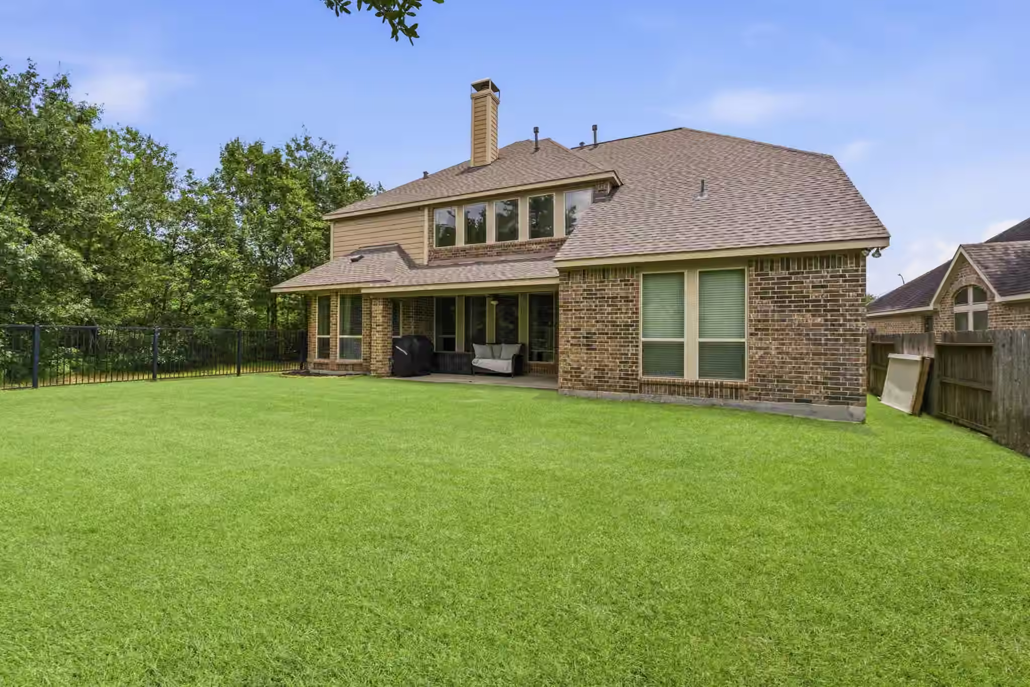 Photo 6 of 12115 Valley Moon Lane, Cypress, TX
