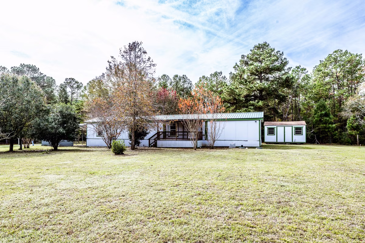 Photo of 400 Marina Drive, Trinity, TX 75862