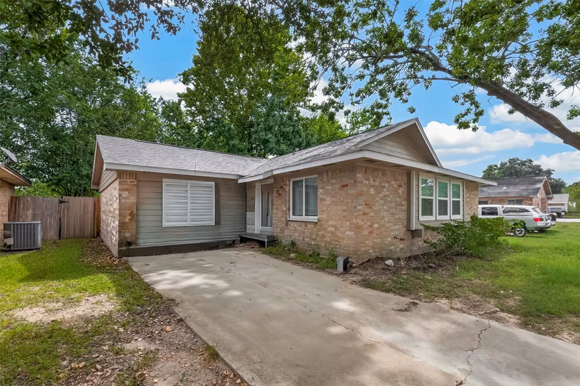 Photo of 5022 Castlecreek Lane, Houston, TX