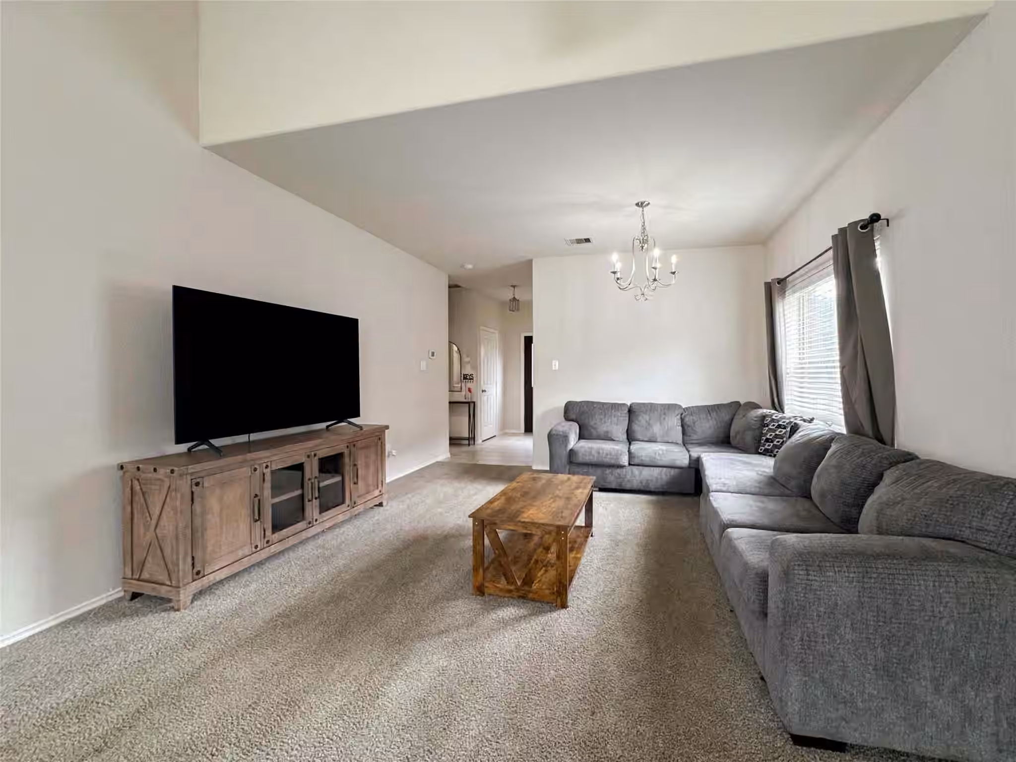 Photo of 3041 Boxwood Springs Lane, Dickinson, TX 77539
