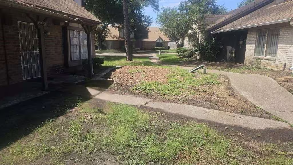 Photo 4 of 12311 W Village Drive C, Houston, TX