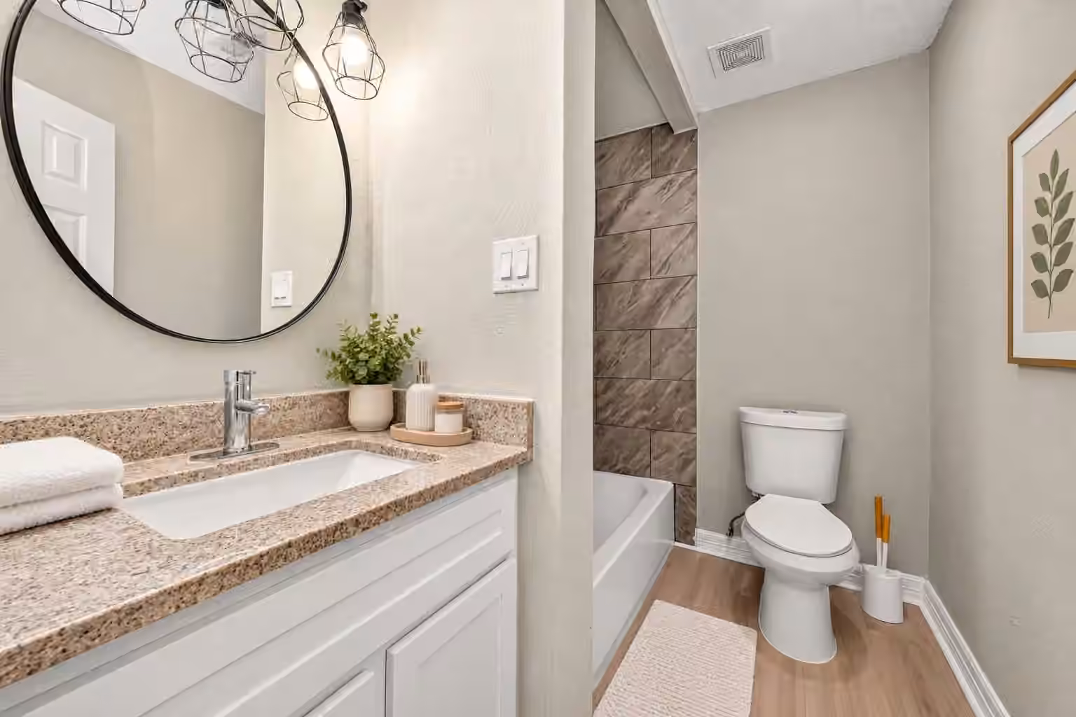 Photo 7 of 10747 Doe Hill Drive, Montgomery, TX