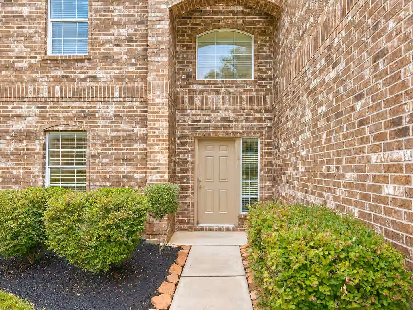 Photo 4 of 10855 Sunflower Drive, Willis, TX