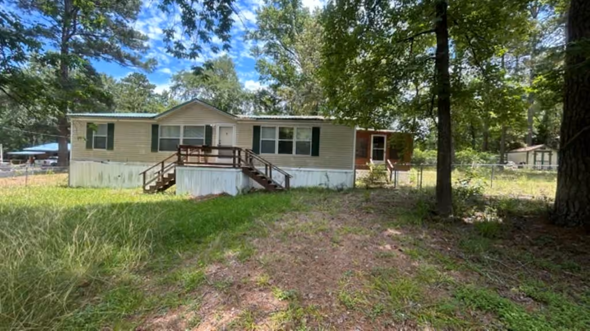 Photo of 16 Caddo Drive, Huntsville, TX 77320