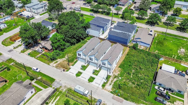 Photo 5 of 846 Lucky Street, Houston, TX