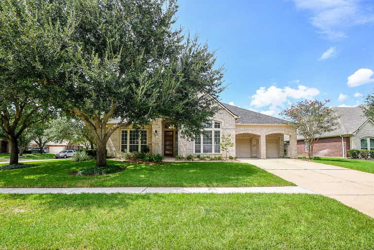 Photo of 2303 Legend Woods Court, Sugar Land, TX 77479