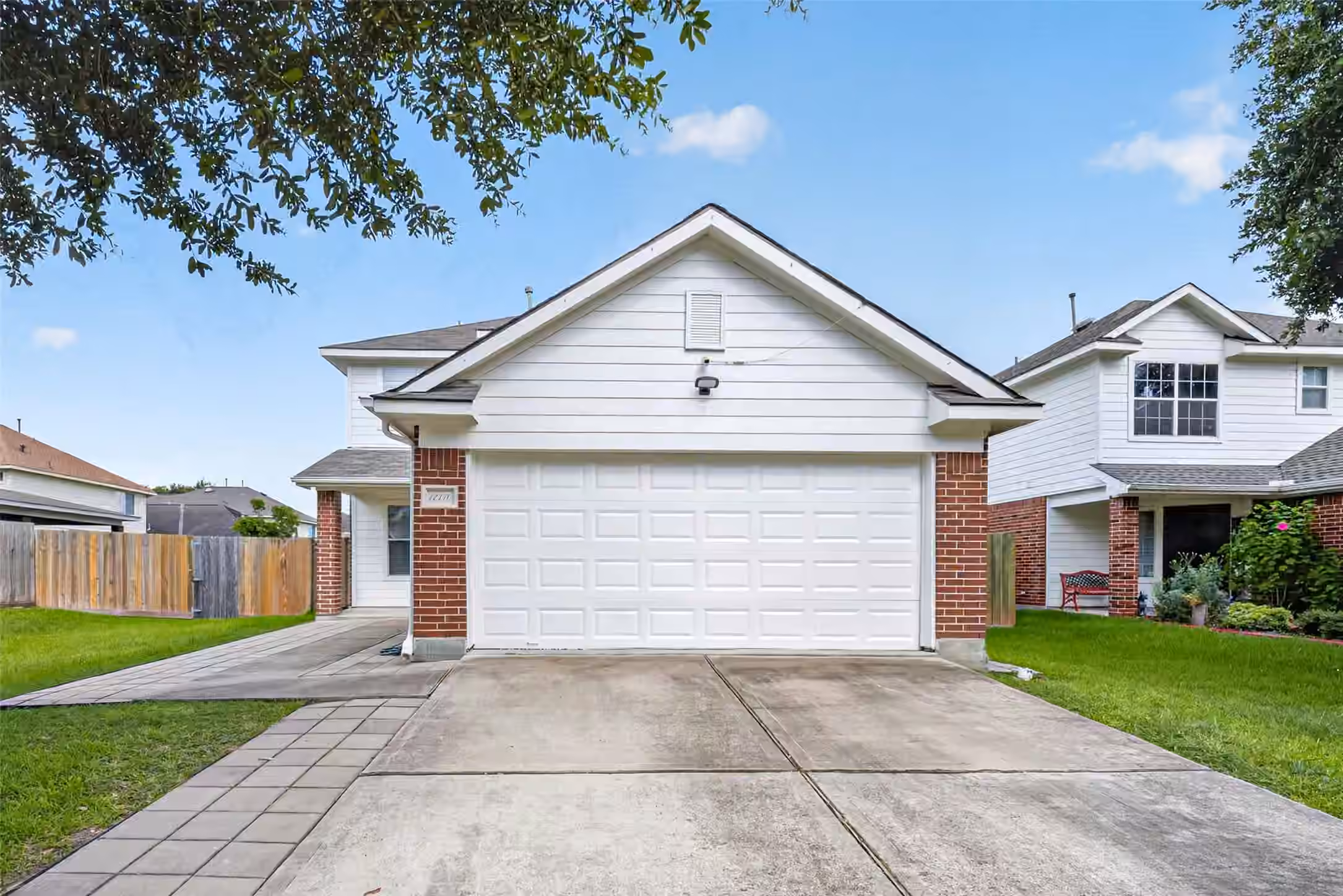 Photo of 12710 Paso Del Flores Drive, Houston, TX 77045