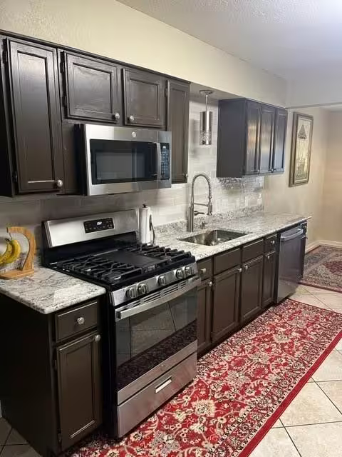 Photo 4 of 7217 Poplar Drive, Galveston, TX