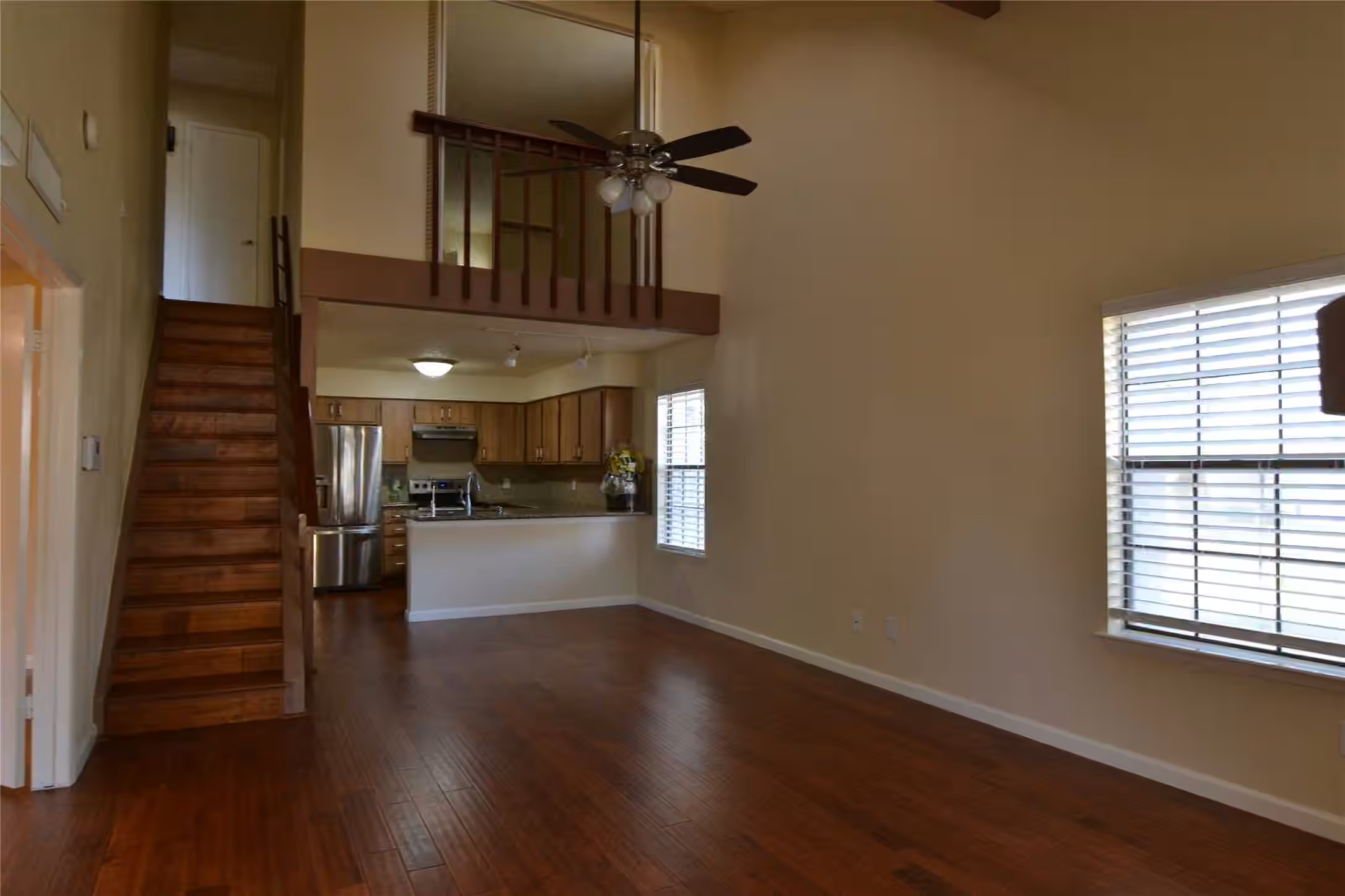 Photo 2 of 13461 Garden Grove 761, Houston, TX