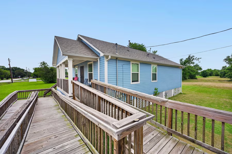 Photo 3 of 5214 S Acres Drive, Houston, TX