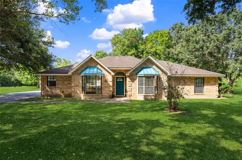 Photo 2 of 330 Brown Road, Dayton, TX