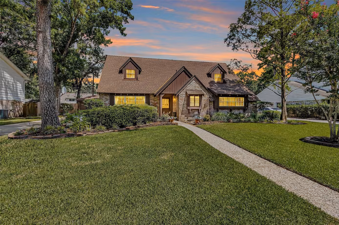 Photo of 5934 Foresthaven Drive, Houston, TX