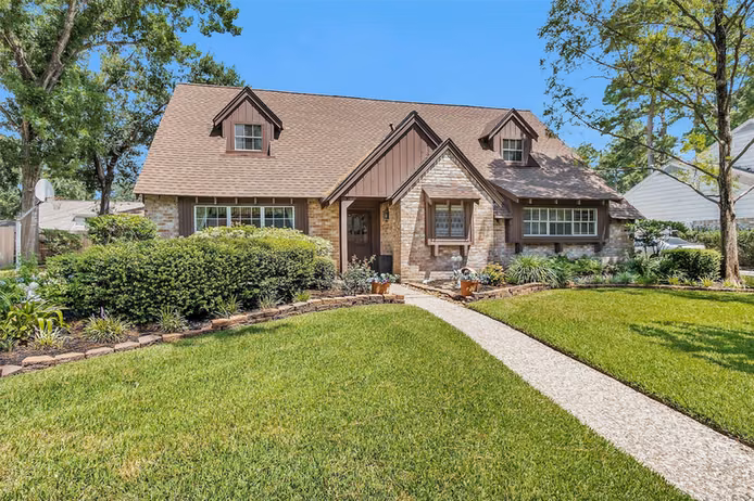 Photo 2 of 5934 Foresthaven Drive, Houston, TX